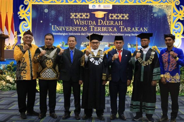 Universitas Terbuka Tarakan menggelar wisuda daerah untuk 569 Mahasiswanya